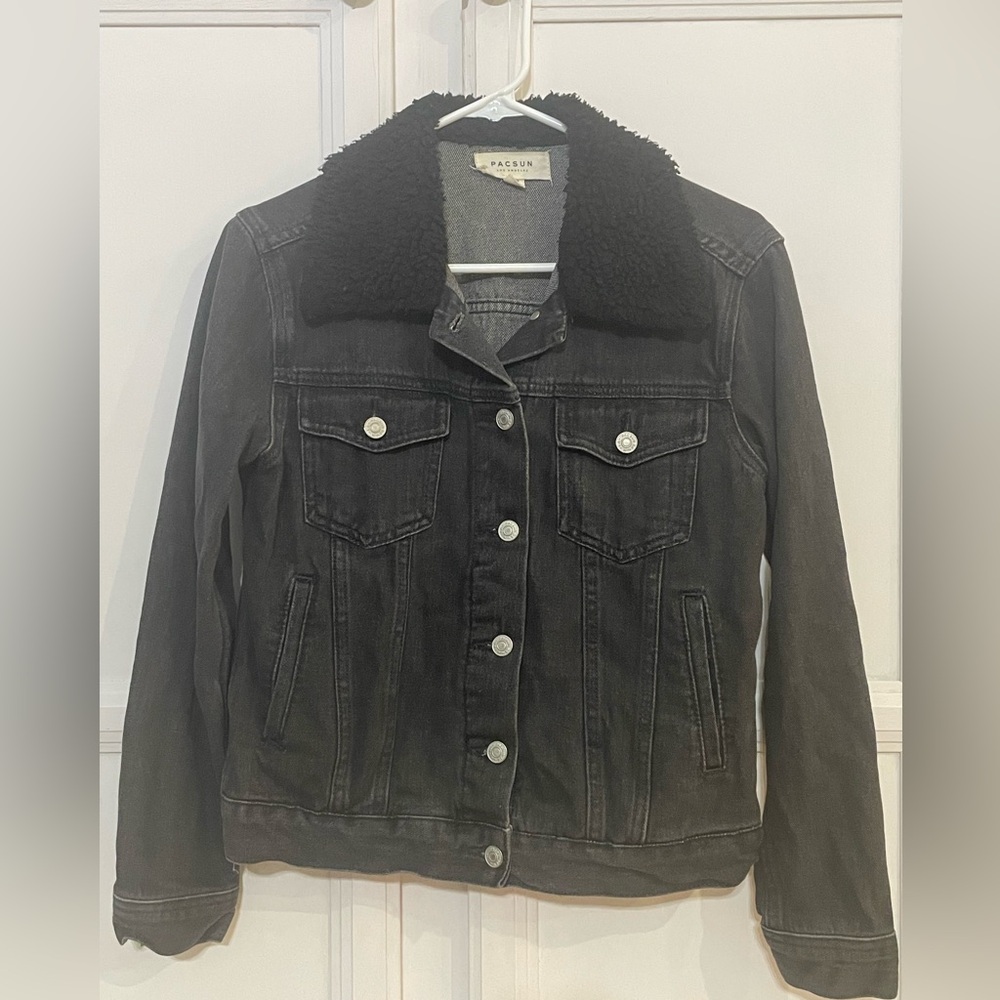 Pacsun Black Denim Jacket with‎ Sherpa Collar Small
